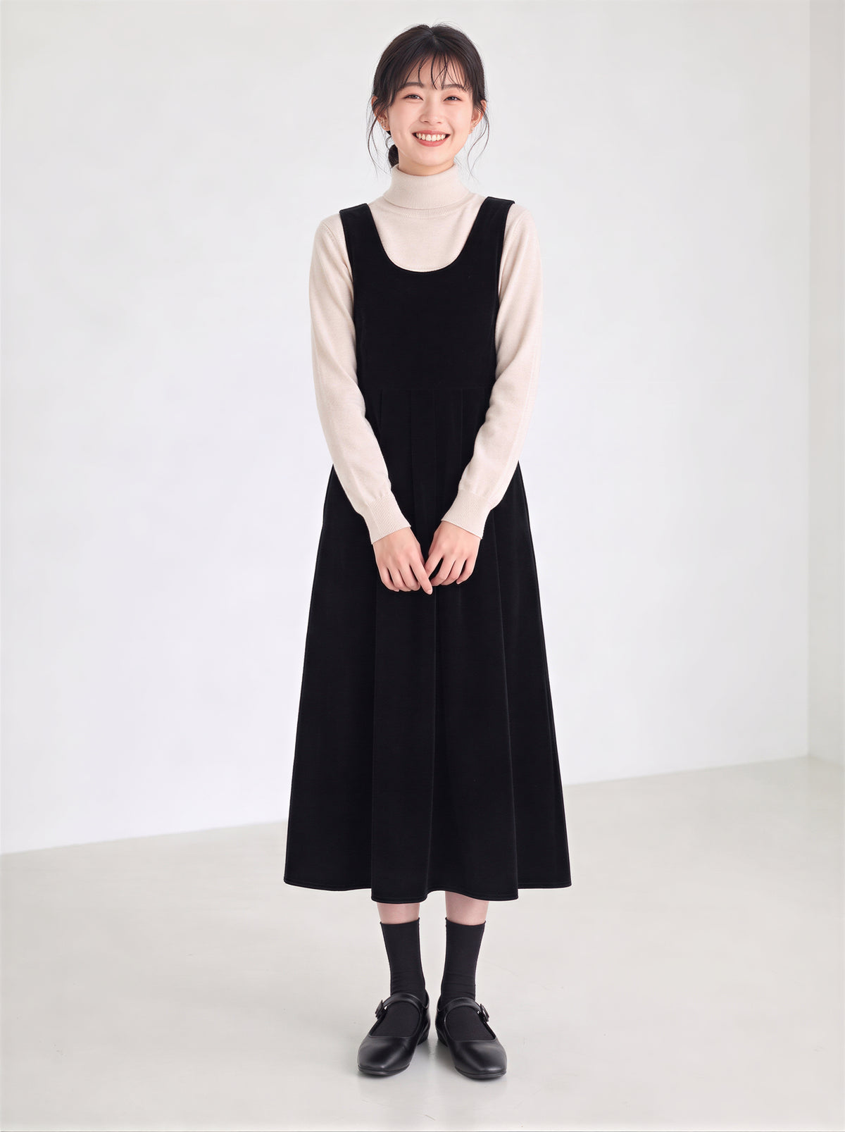 「秋季新品 」蝴蝶結收腰褶襉背帶洋裝