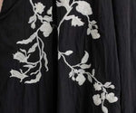 黑色刺繡拼接抽摺短袖洋裝