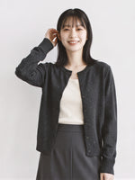 「秋季新品 」「兩色」圓領滿版印花淺米色針織開襟衫