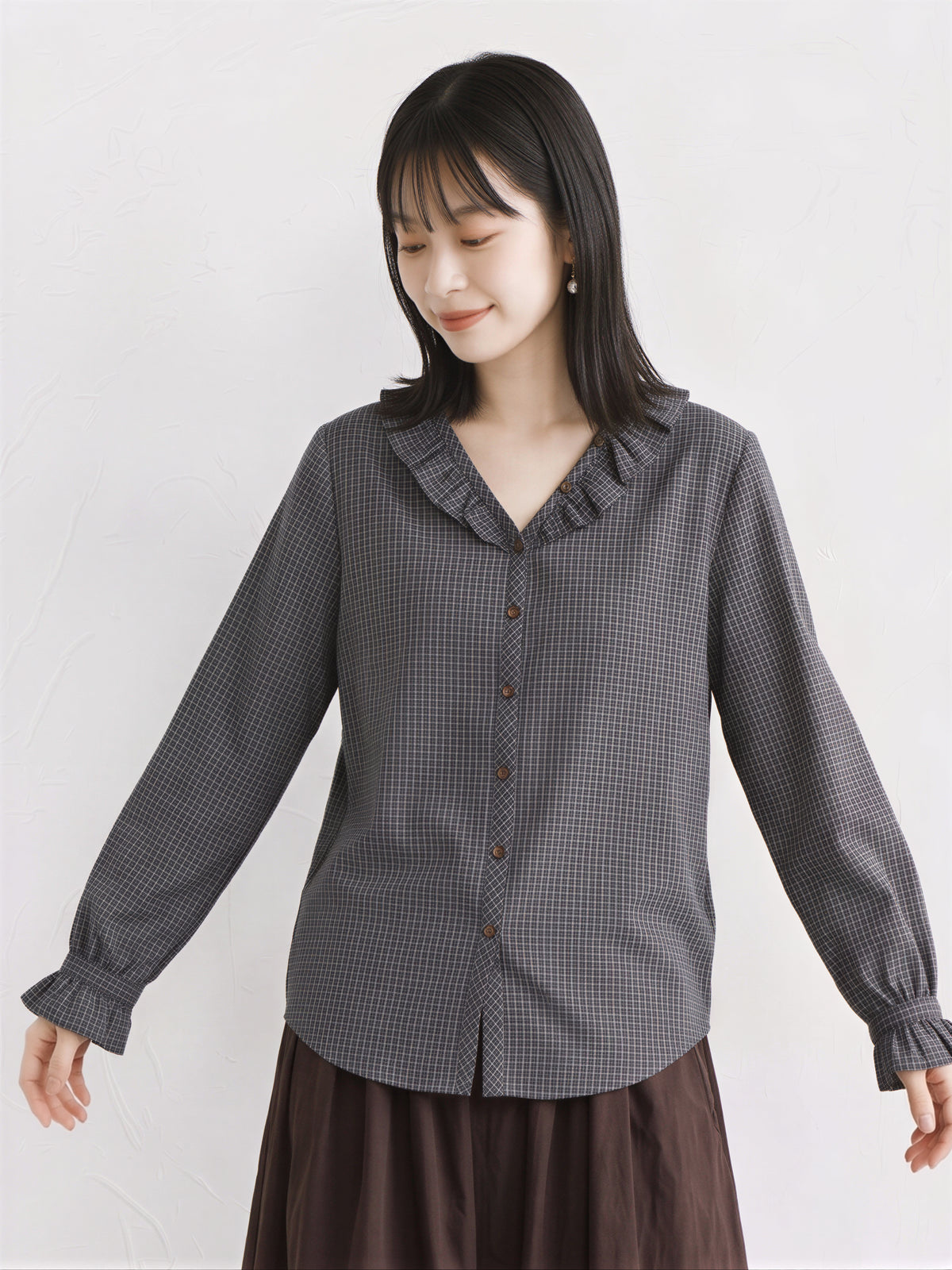 「秋季新品 」荷葉邊V領格紋襯衫
