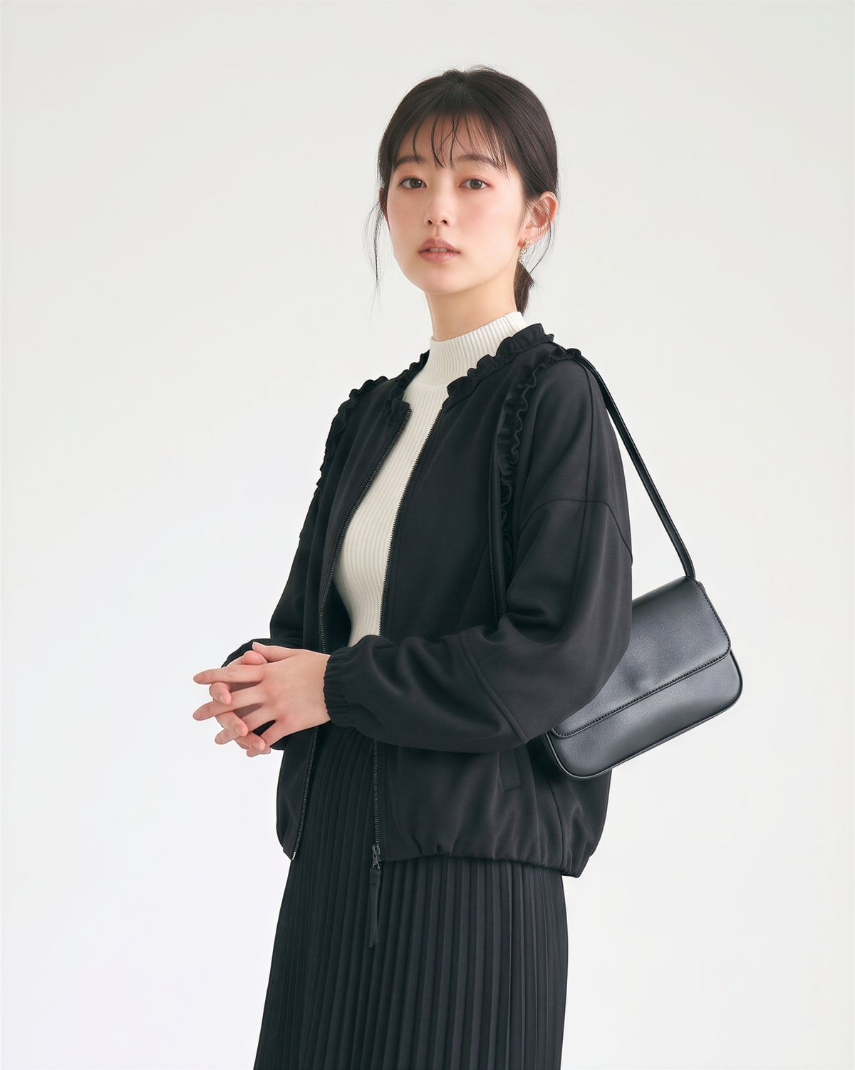 「兩色」「秋季新品 」 M-2XL 荷葉邊寬鬆短版夾克