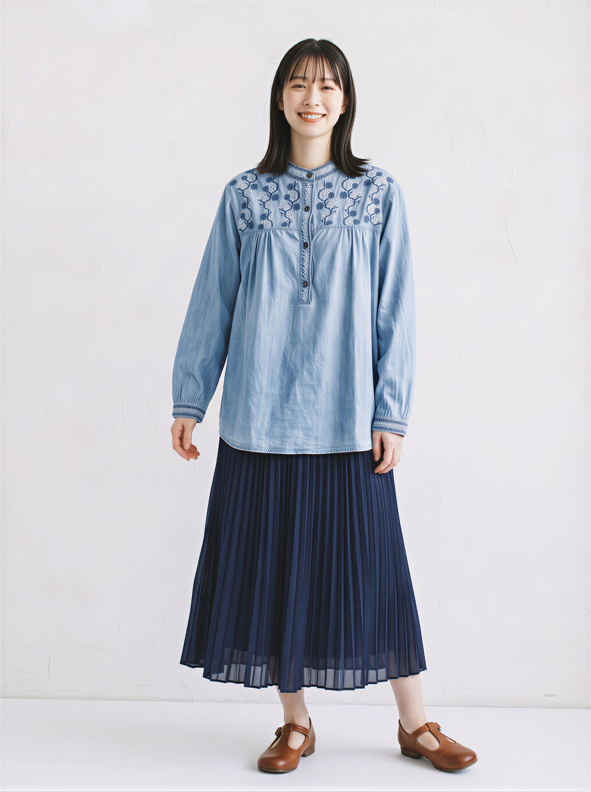「秋季新品 」 M-2XL 刺繡立領寬鬆襯衫