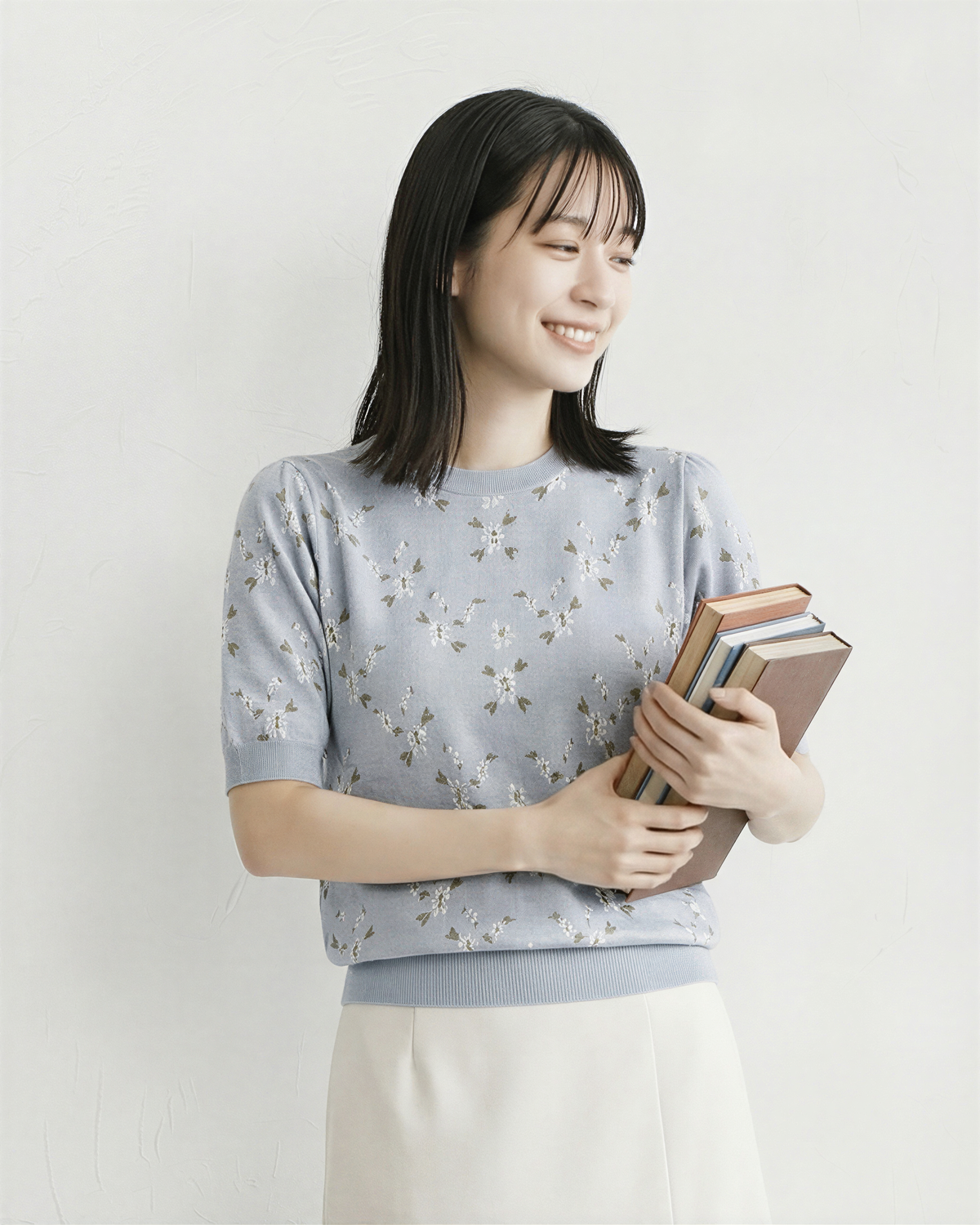 小碎花提花泡泡袖針織上衣