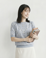 小碎花提花泡泡袖針織上衣