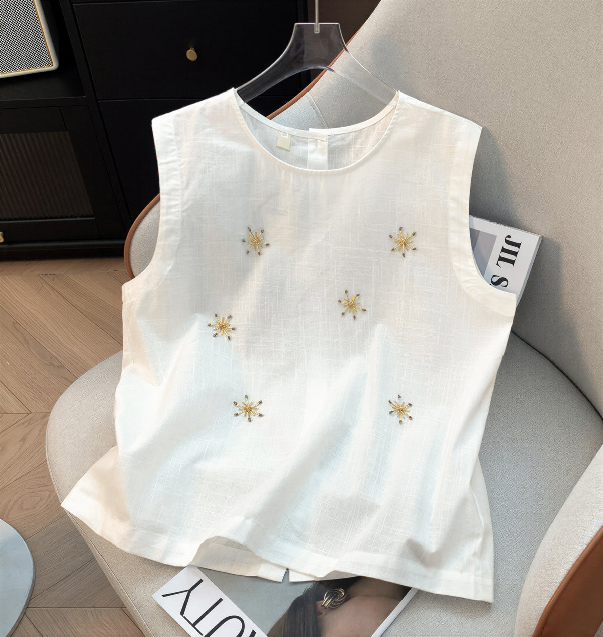 星芒刺繡圓領無袖背心