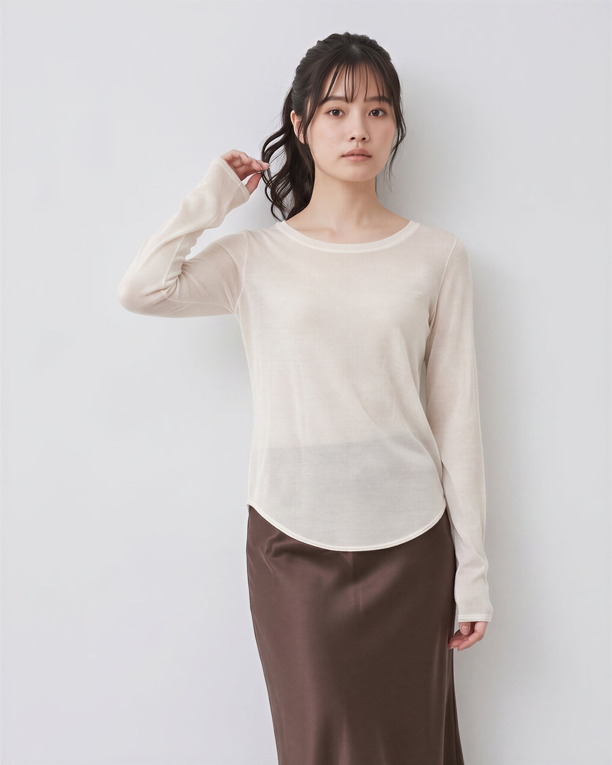 「秋季新品 」「兩色」S-2XL 圓領莫代爾修身打底長袖T恤