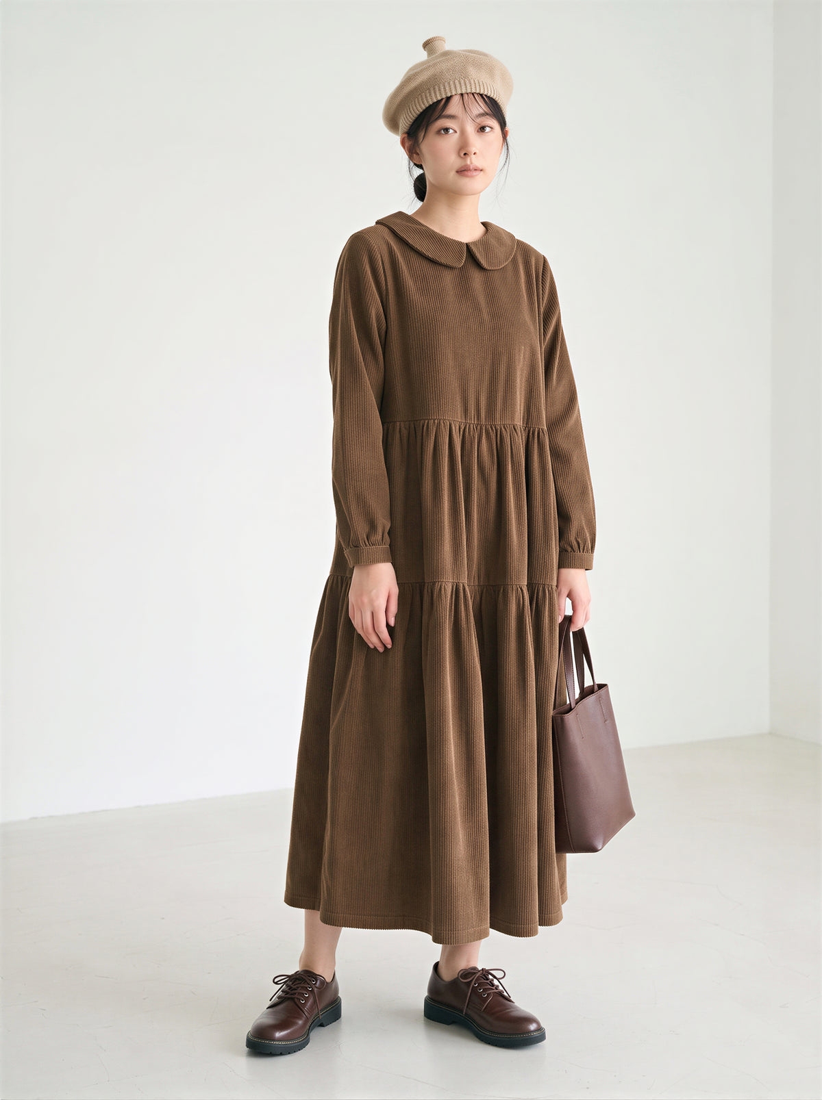 「秋季新品 」 M-2XL 娃娃領寬鬆層次長袖洋裝