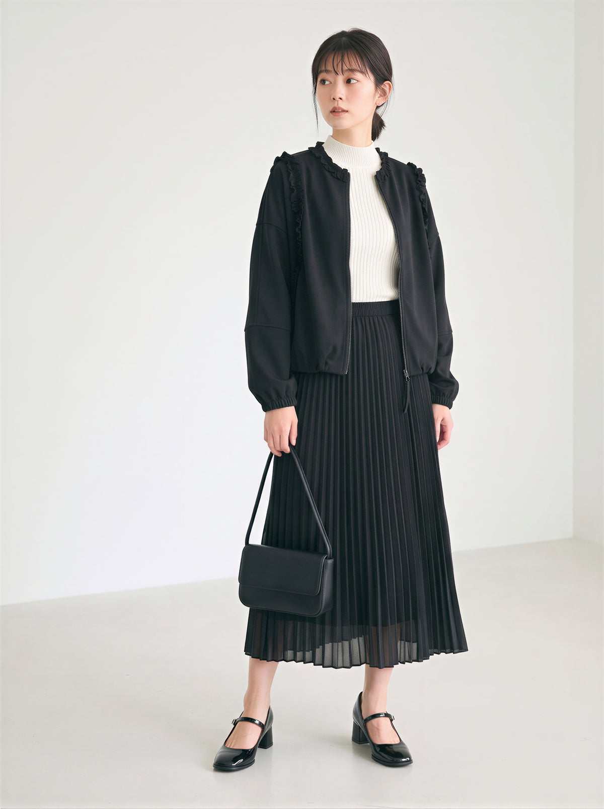 「兩色」「秋季新品 」 M-2XL 荷葉邊寬鬆短版夾克