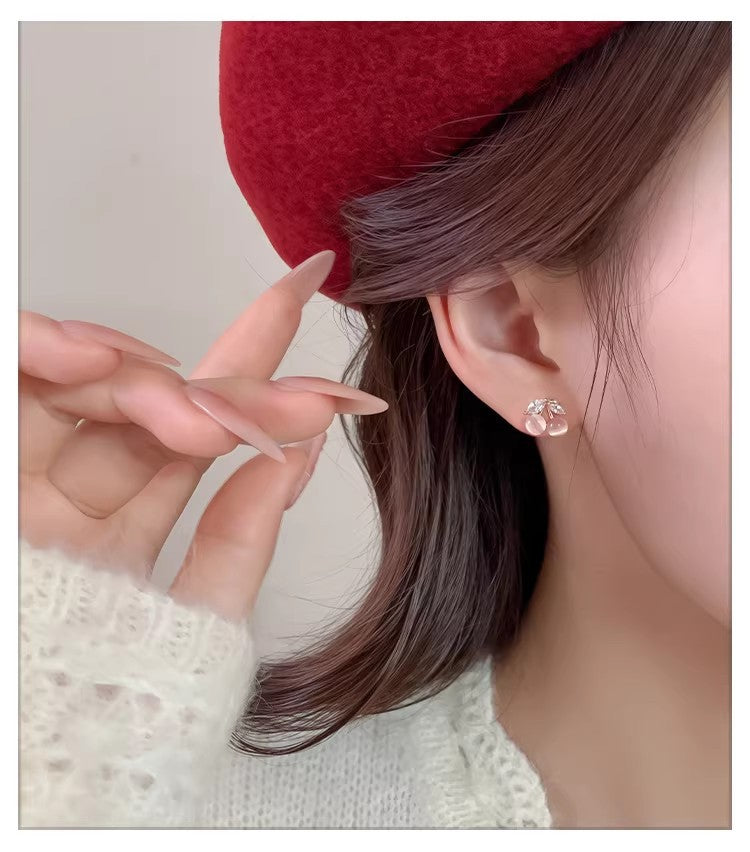 貓眼光澤甜美小巧櫻桃耳釘