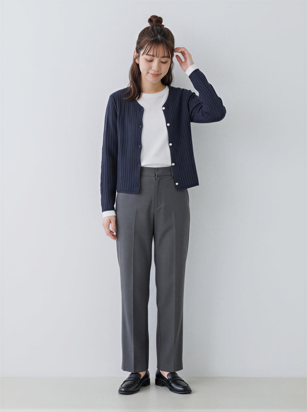 「秋季新品 」坑條立體紋針織開襟衫