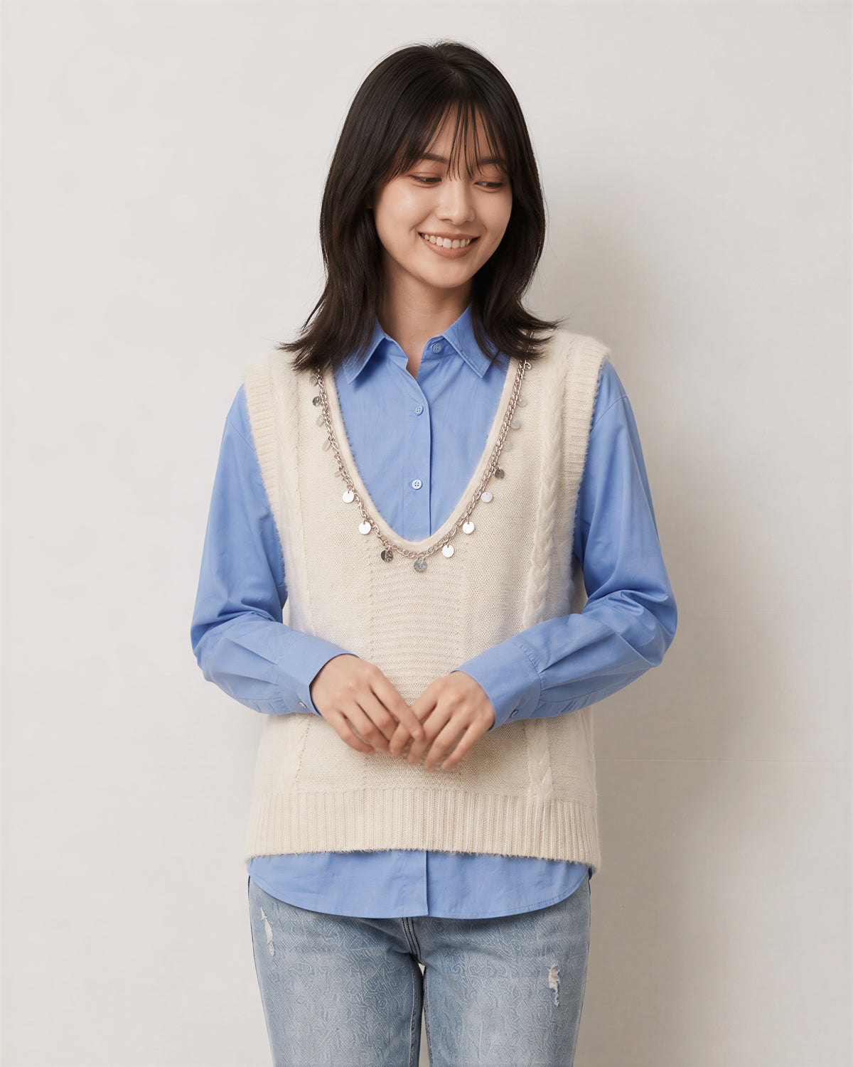 S-XL 米色珠飾V領毛絨感針織背心