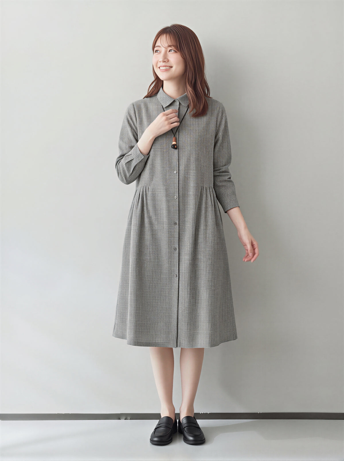 「秋季新品 」「兩色」M-2XL 寬鬆A字擺立體剪裁襯衫洋裝