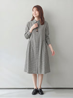 「秋季新品 」「兩色」M-2XL 寬鬆A字擺立體剪裁襯衫洋裝