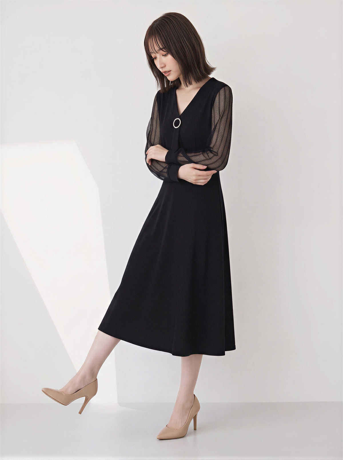 「秋季新品 」M~5XL V領收腰網紗袖蕾絲洋裝