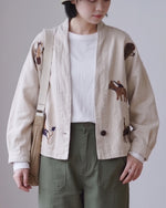 「兩色」「秋季新品 」M-3XL 寬鬆落肩印花短外套