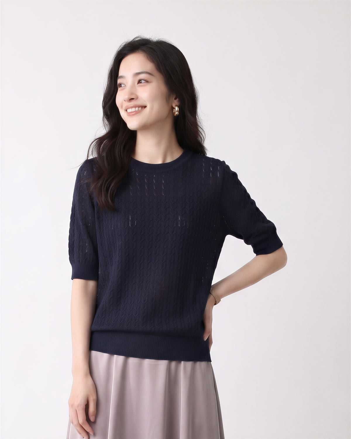 M-XL 鏤空提花圓領針織衫