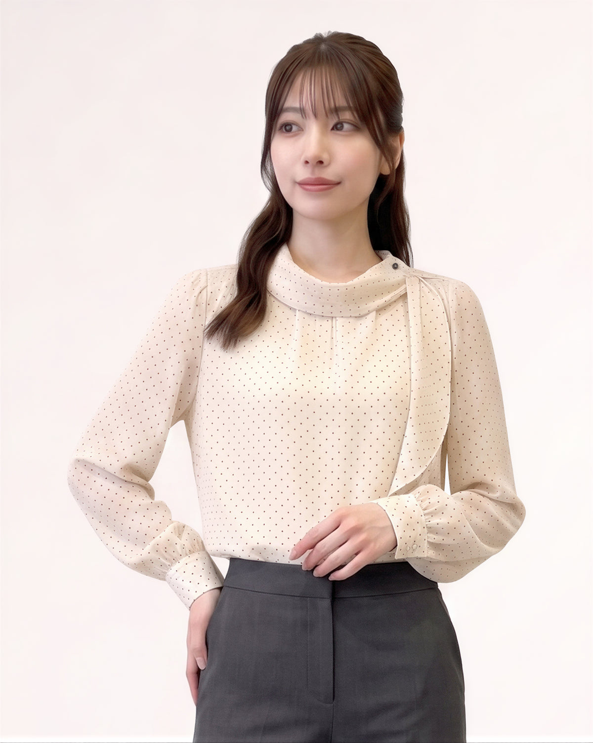 S-XL 米色波點木耳邊立領長袖襯衫