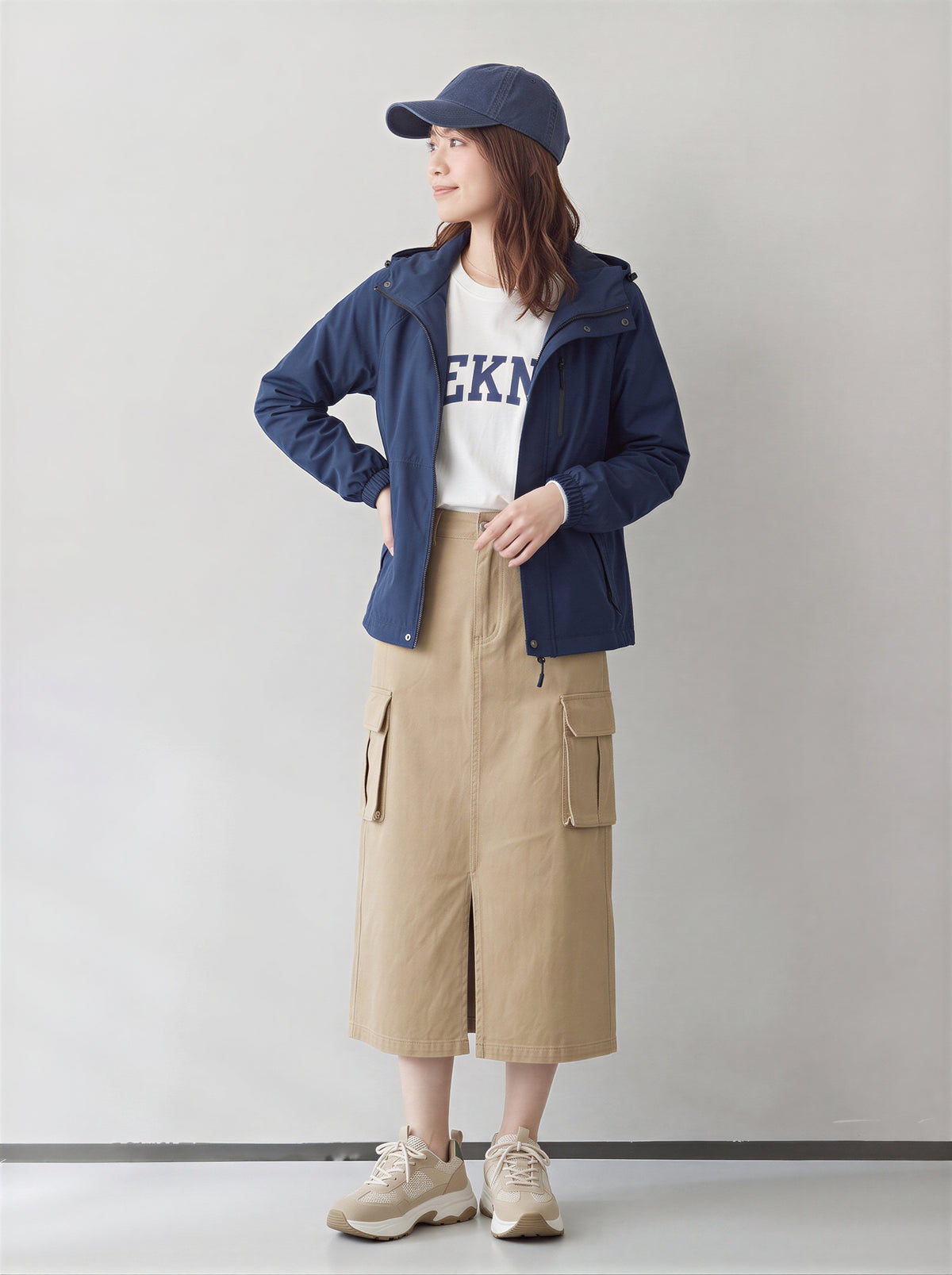 「秋季新品 」「兩色」S-2XL 連帽短版立體剪裁機能外套