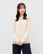 「秋季新品 」蕾絲拼接壓褶襯衫