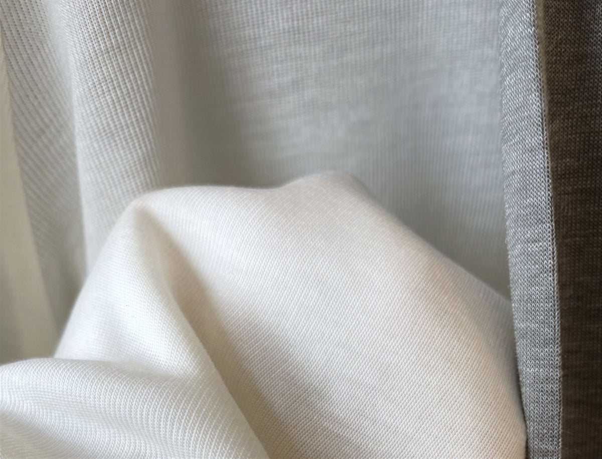 「秋季新品 」「兩色」S-2XL 圓領莫代爾修身打底長袖T恤