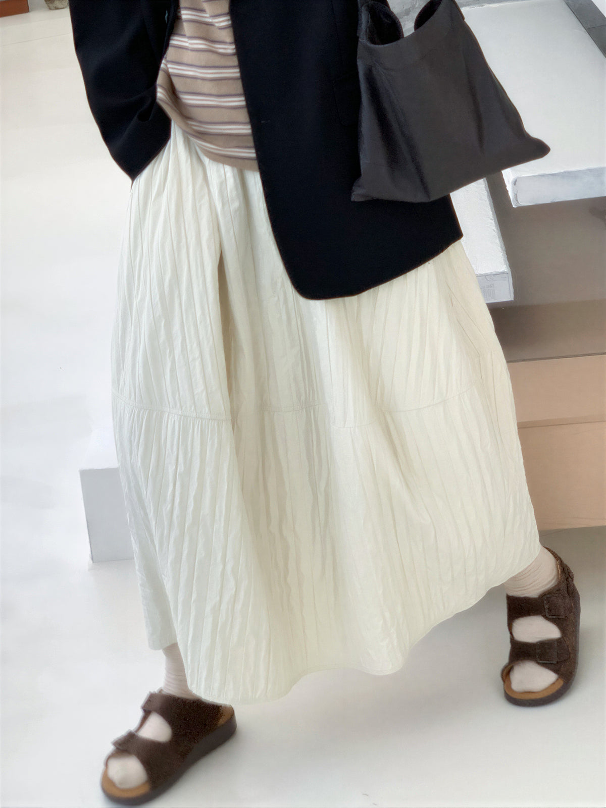 「兩色」「秋季新品 」M-XL 抓皺蓬感高腰半身裙