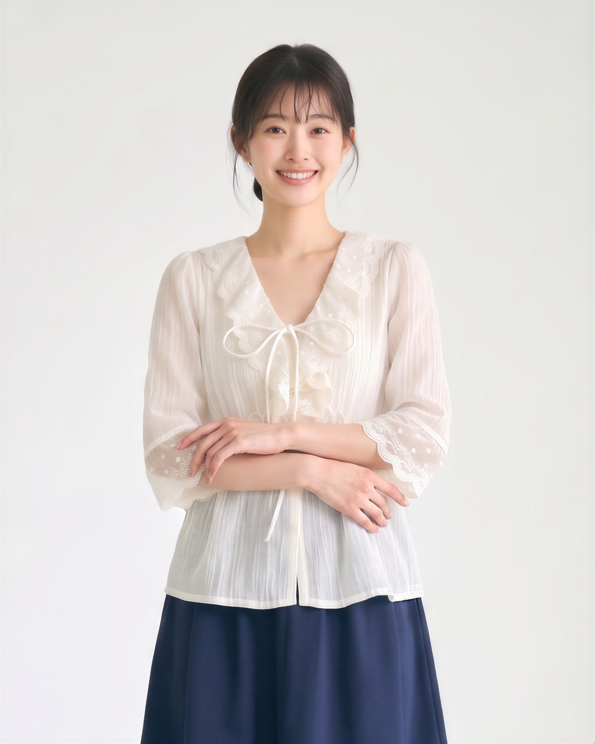 S-XL 秋日蕾絲荷葉邊綁帶長袖襯衫
