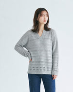 「秋季新品 」「多色」 鏤空紋理 | 小V領寬鬆針織衫