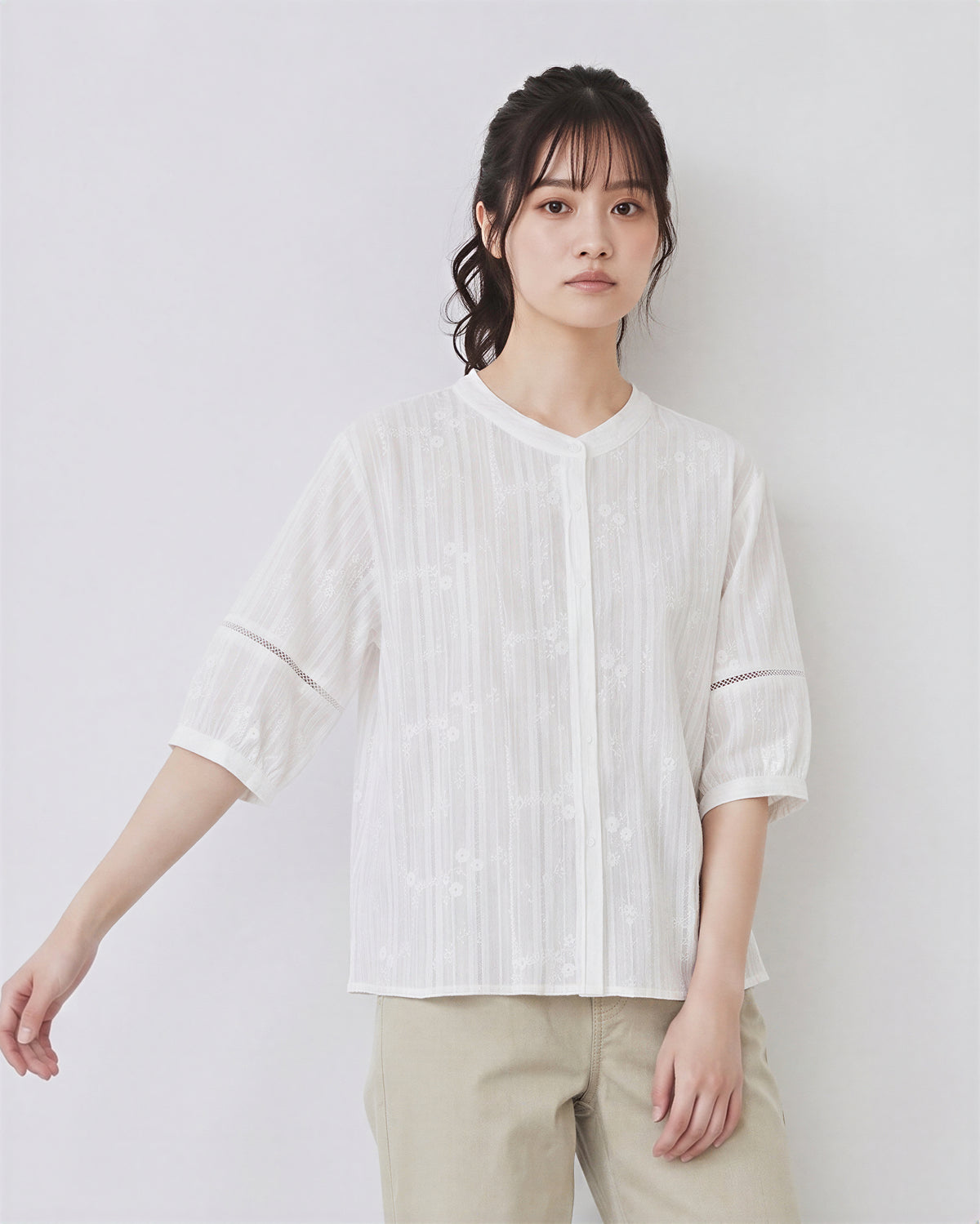立體壓褶刺繡襯衫-白色-2XL