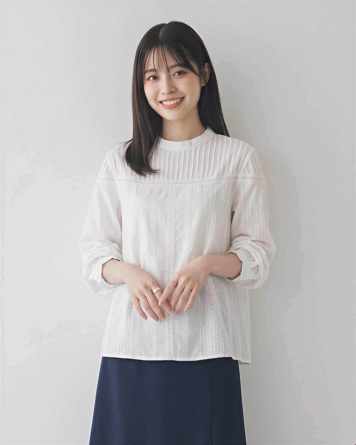 「秋季新品 」「兩色」M-2XL 立體壓褶蕾絲拼接燈籠袖襯衫