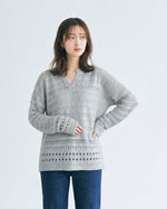 「秋季新品 」「多色」 鏤空紋理 | 小V領寬鬆針織衫