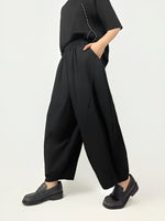 高腰鬆緊腰立體剪裁哈倫褲