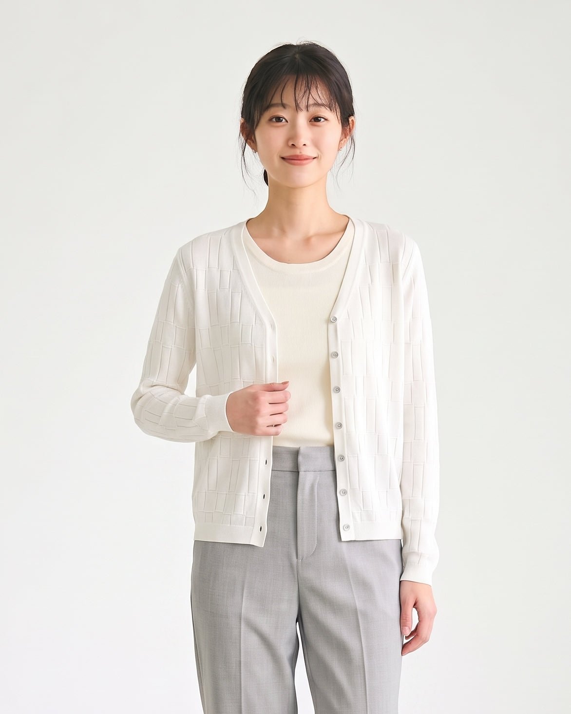 「秋季新品 」「多色」竹節肌理 紗線質地柔軟細膩 V領針織開襟衫