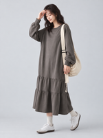 「秋季新品 」「3色」M-L 寬鬆落肩荷葉擺衛衣洋裝