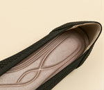 透氣飛織 輕便尖頭 女款平底單鞋
