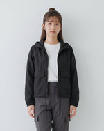 「秋季新品 」「兩色」連帽抽繩短版衝鋒外套