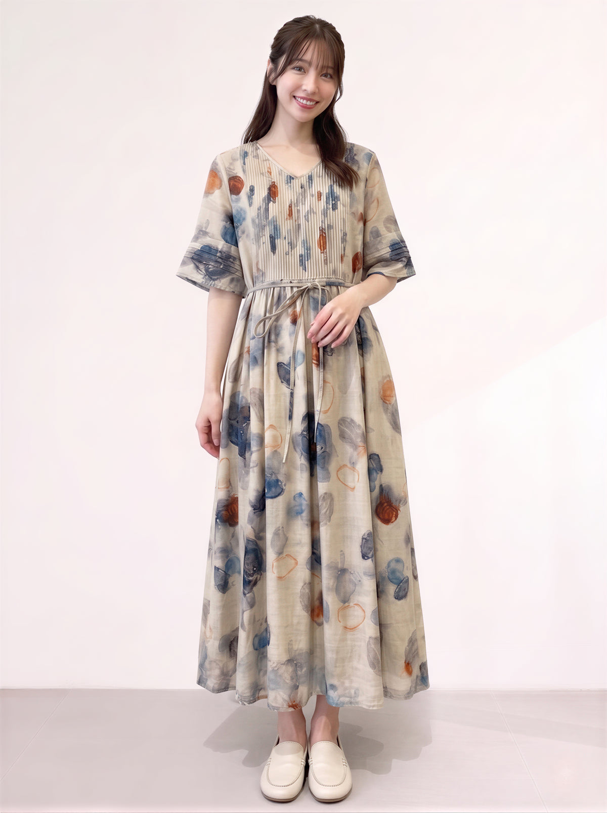 M-2XL 淺米色V領綁帶印花長洋裝