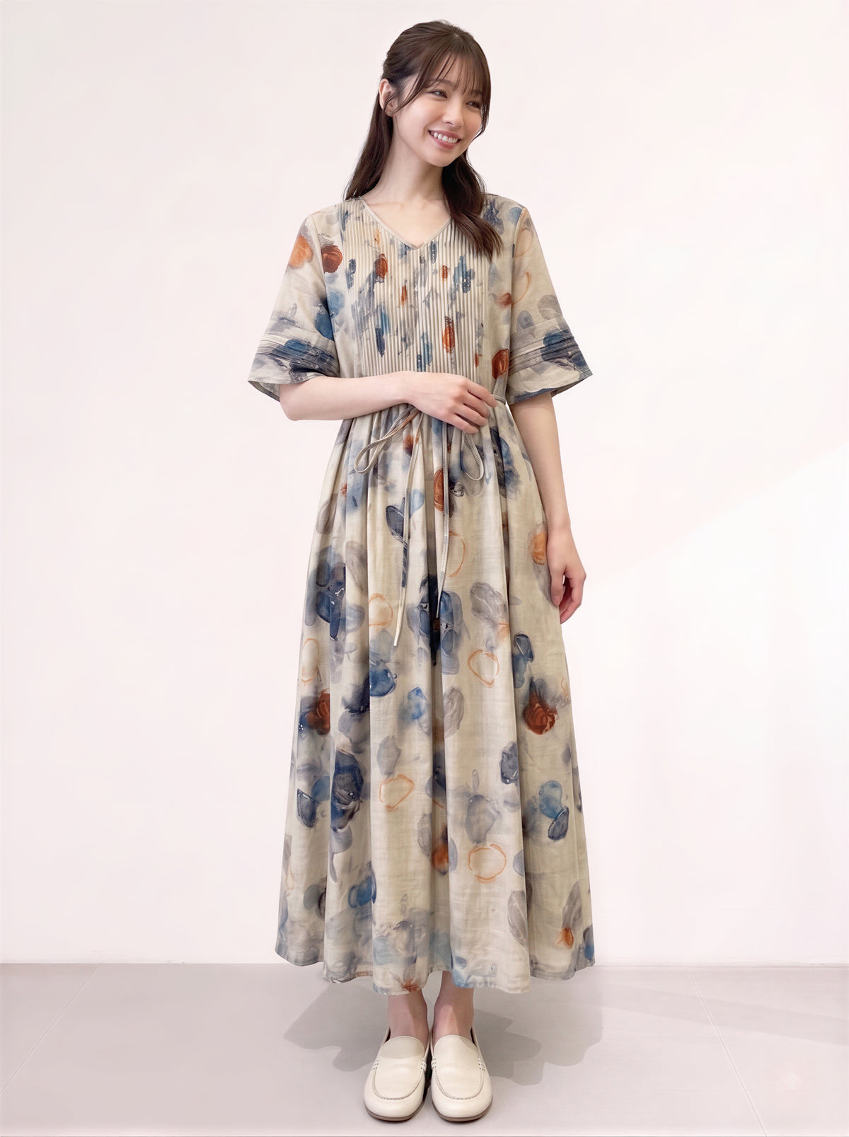M-2XL 淺米色V領綁帶印花長洋裝