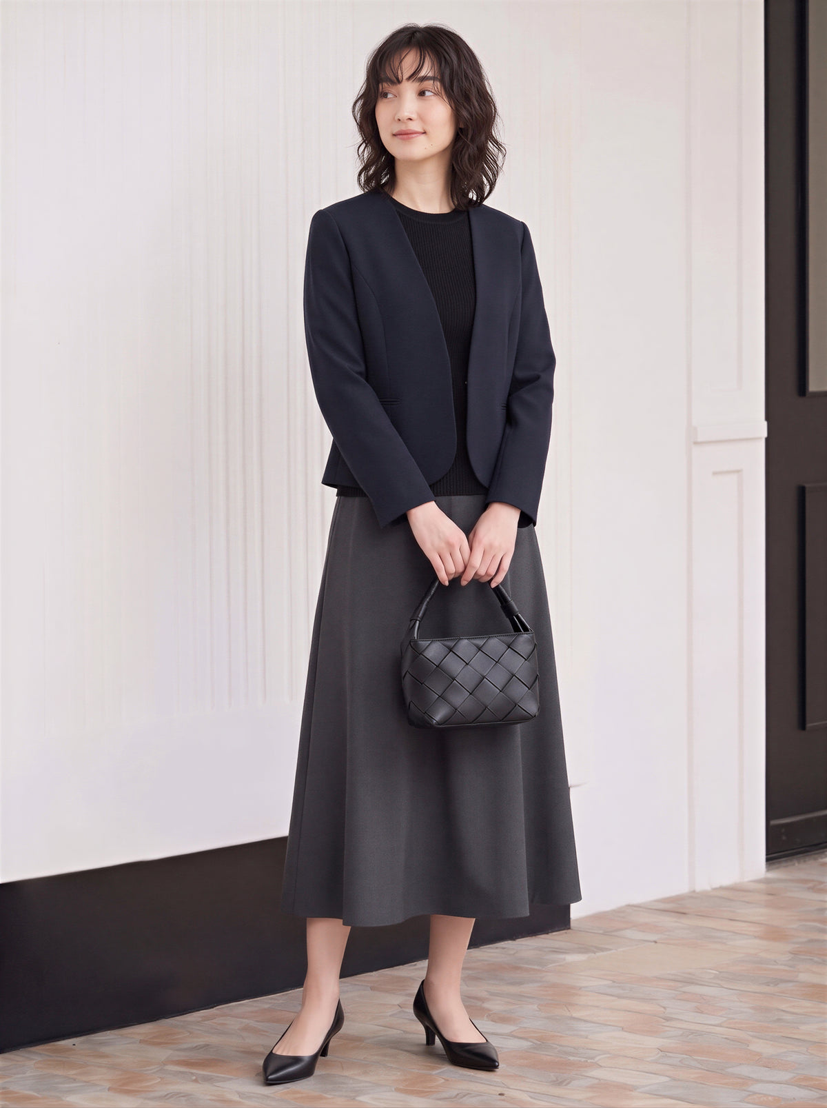 「秋季新品 」「兩色」S-2XL 品質圓領短版收腰西裝外套