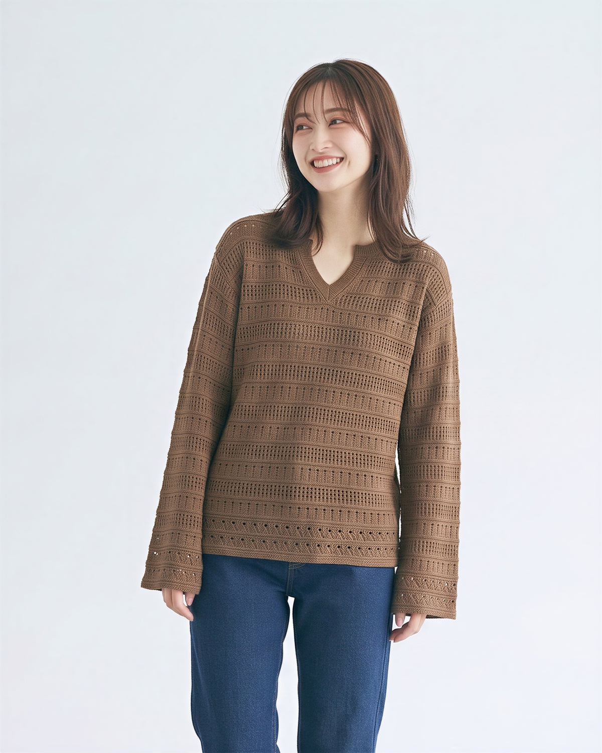 「秋季新品 」「多色」 鏤空紋理 | 小V領寬鬆針織衫