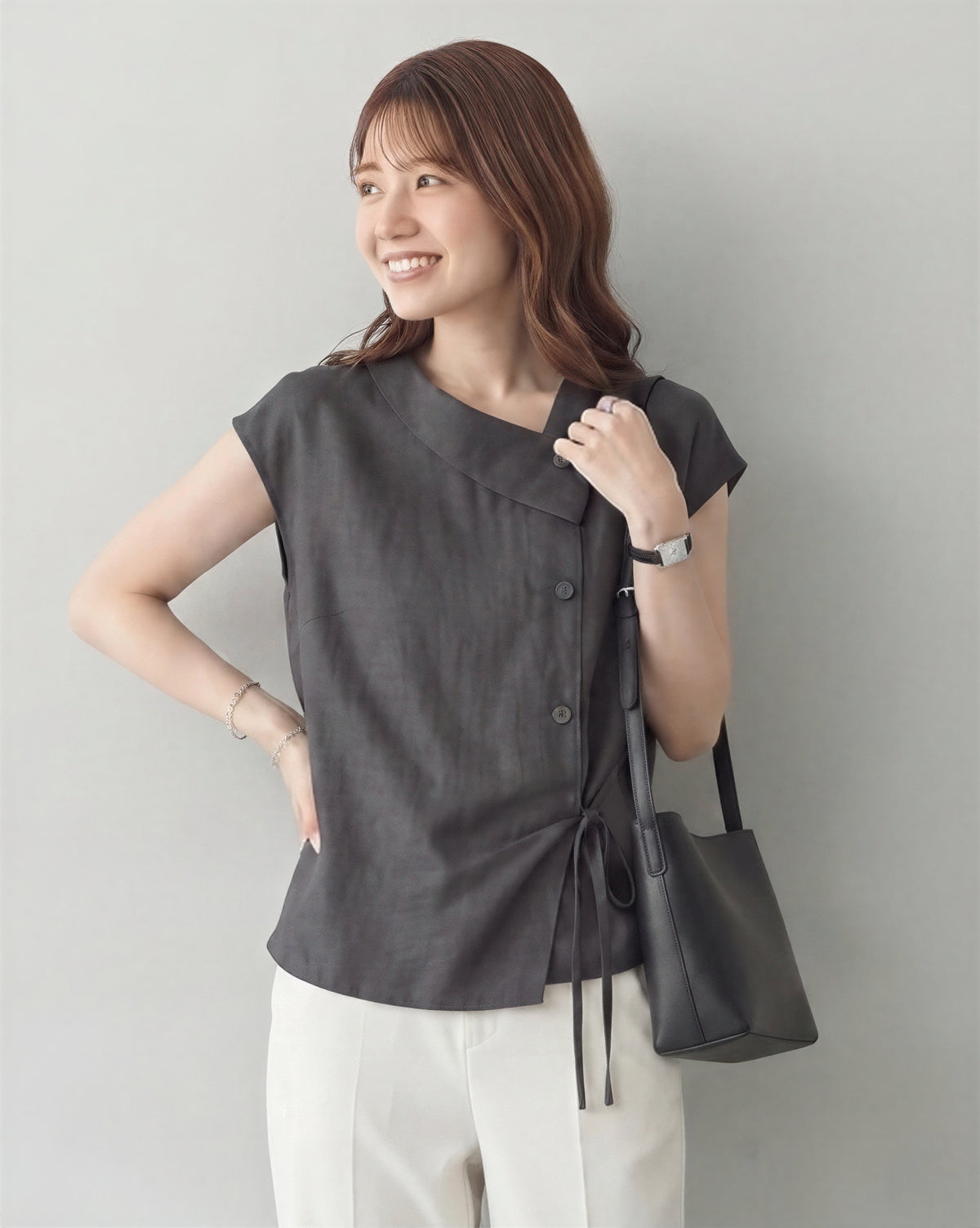S-2XL 灰色斜襟綁帶 | 氣質不對稱襯衫上衣