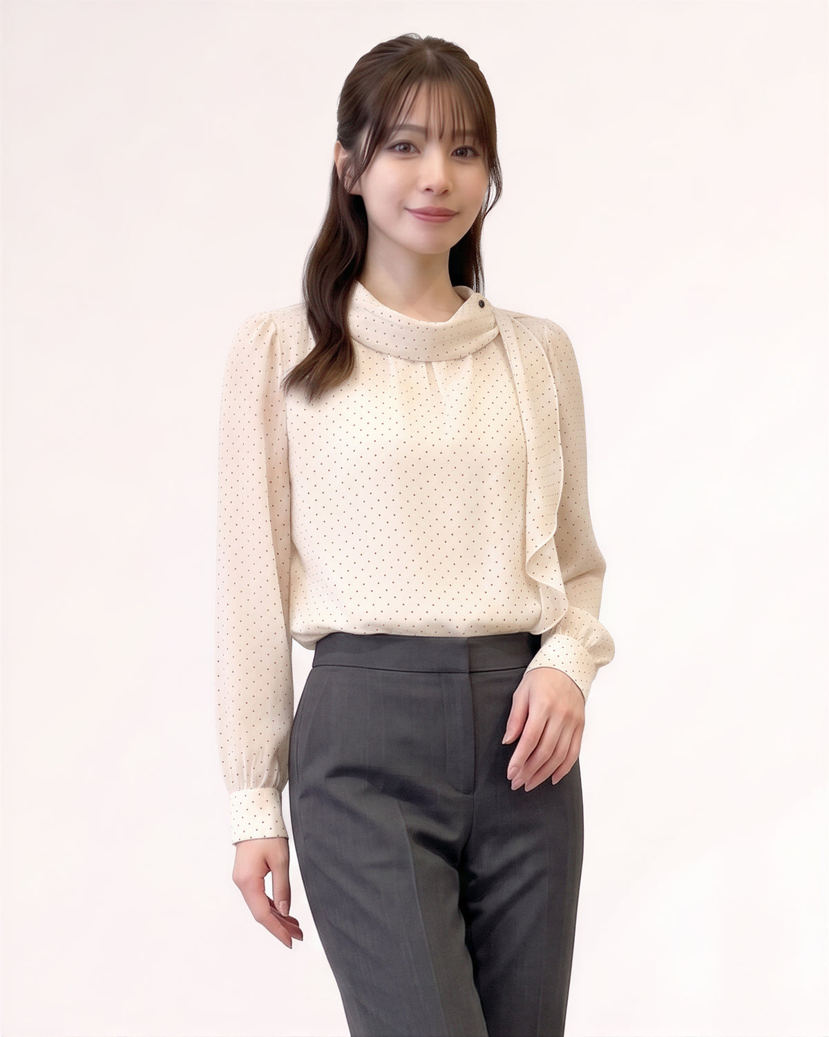 S-XL 米色波點木耳邊立領長袖襯衫