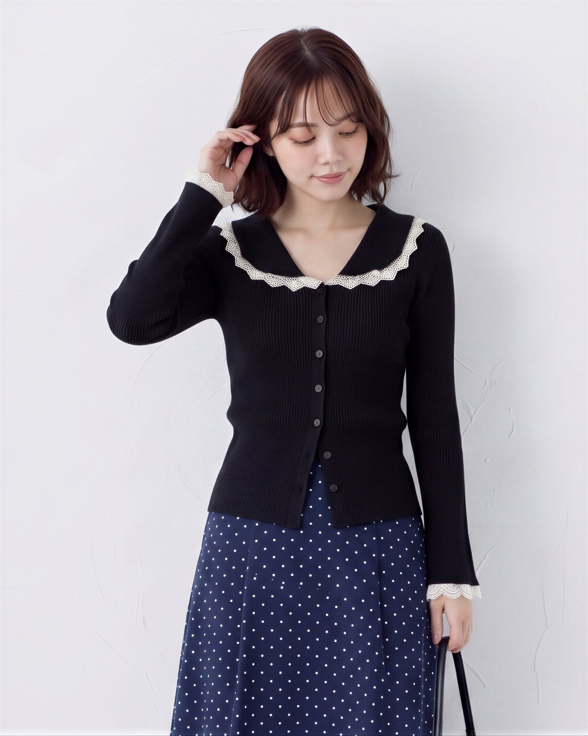 「秋季新品 」「3色」蕾絲拼接大翻領修身針織衫