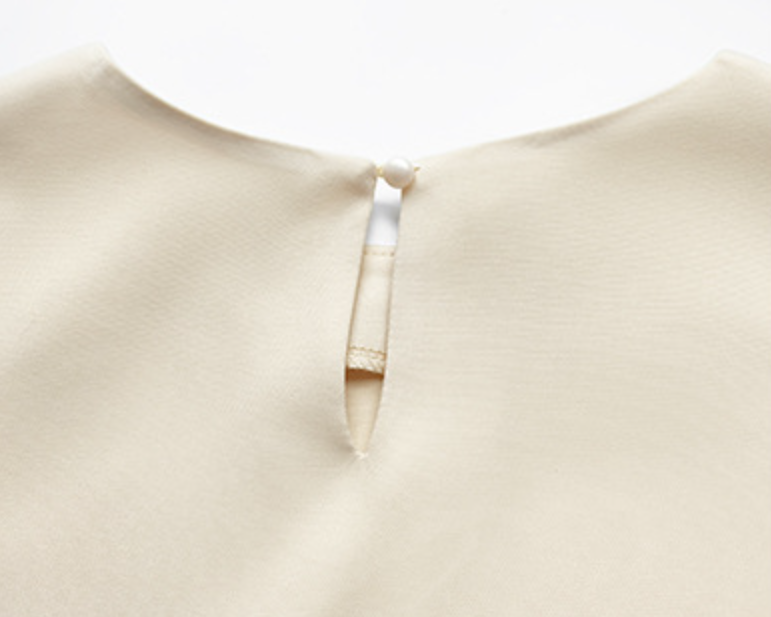 「秋季新品 」「兩色」S-2XL 品質兩件式 喇叭袖高腰剪接氣質 上衣+褲子