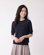 M-XL 鏤空提花圓領針織衫
