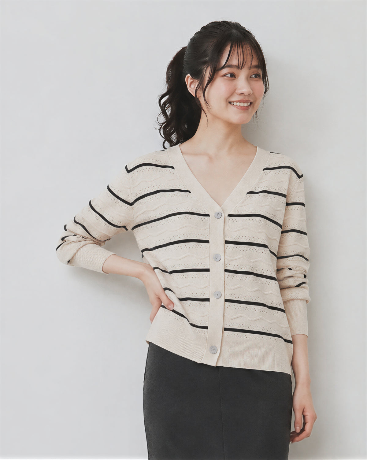 「秋季新品 」S-2XL V領條紋鏤空針織開襟衫
