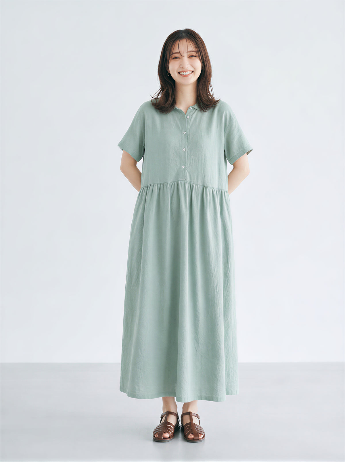 M-2XL 「兩色」立領排扣高腰褶襉長版洋裝
