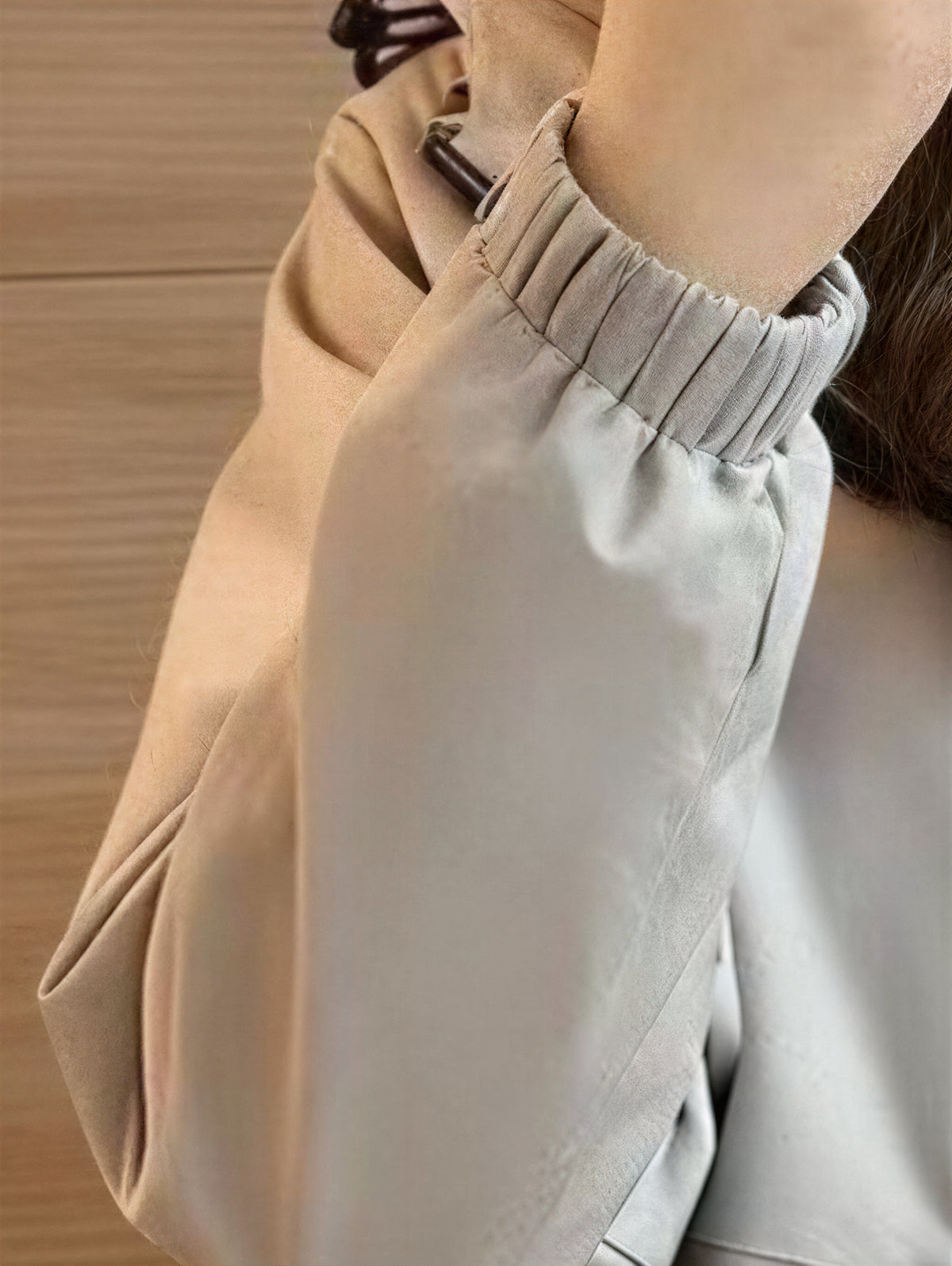 「秋季新品 」「兩色」S-2XL 連帽短版立體剪裁機能外套