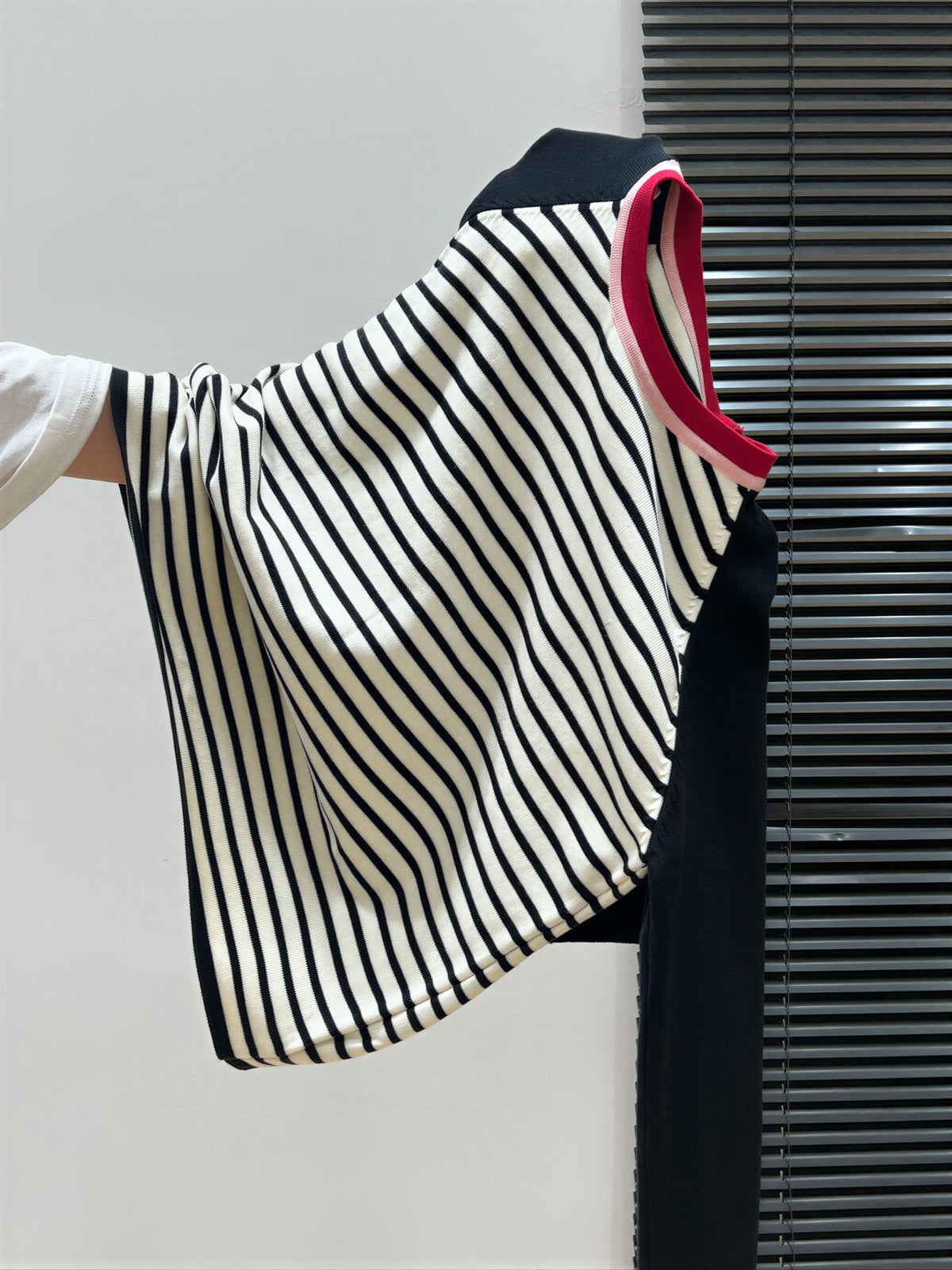 「秋季新品 」S-XL 條紋拼色插肩針織衫