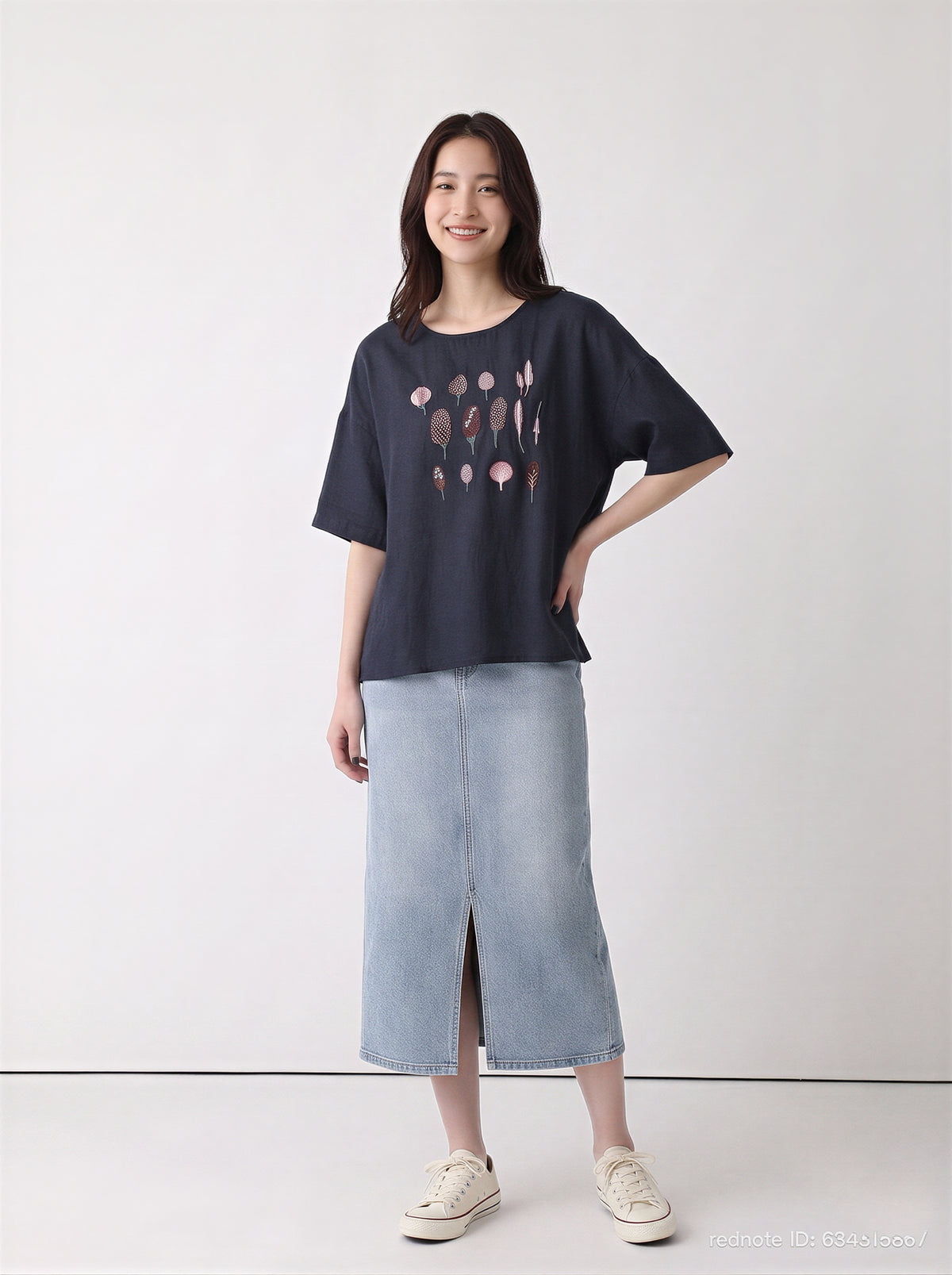 「3色」M-2XL 刺繡圖案 | 寬鬆舒適休閒圓領T恤